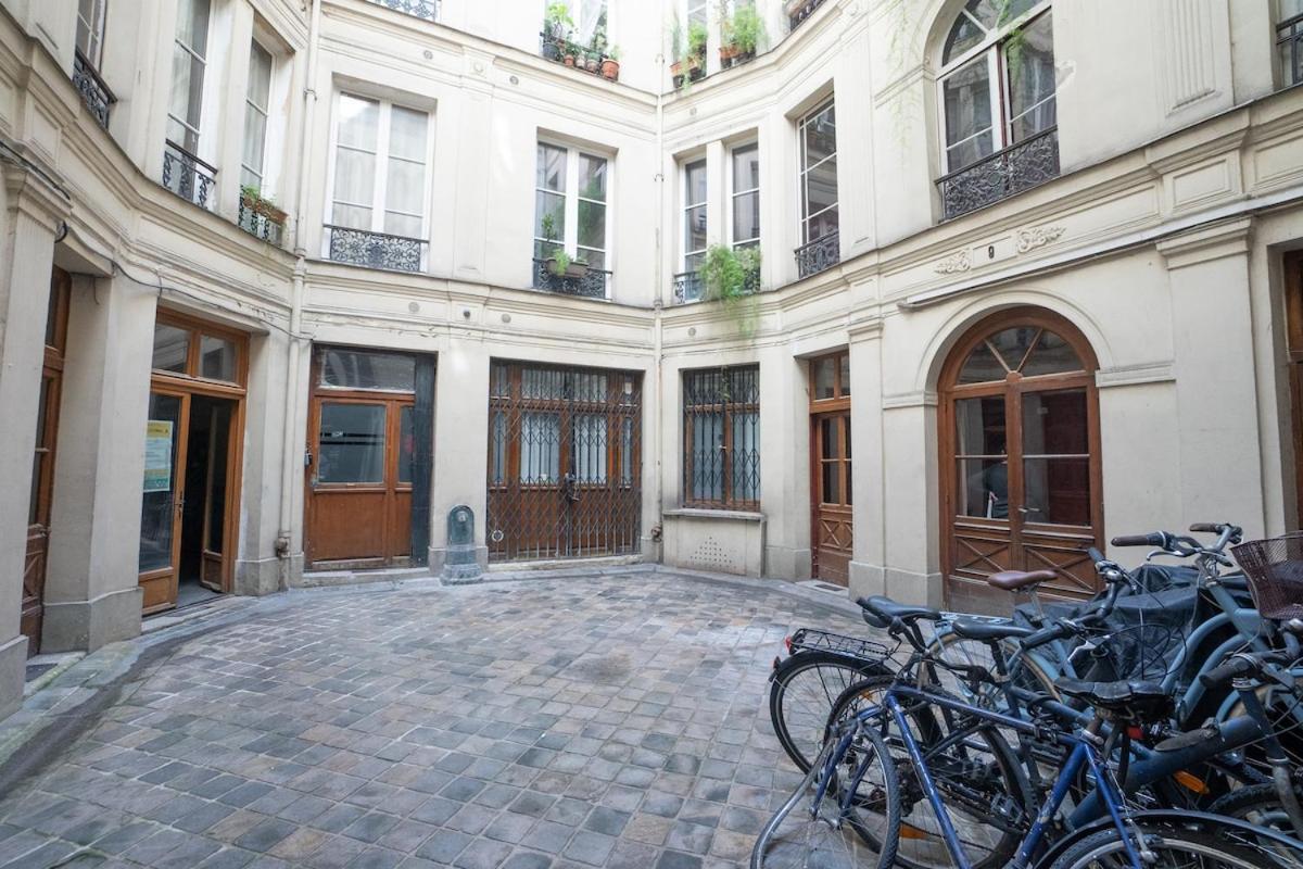 Appartement 2 Etages Paris - Metro 9 Grands Boulevards - Folies Bergeres Luaran gambar